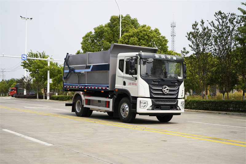 18方純電動(dòng)華神T5廂式垃圾車(chē)